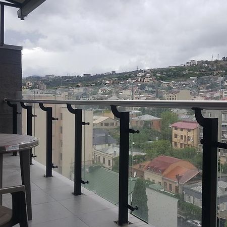 Ramp Apartment Tbilisi Bagian luar foto