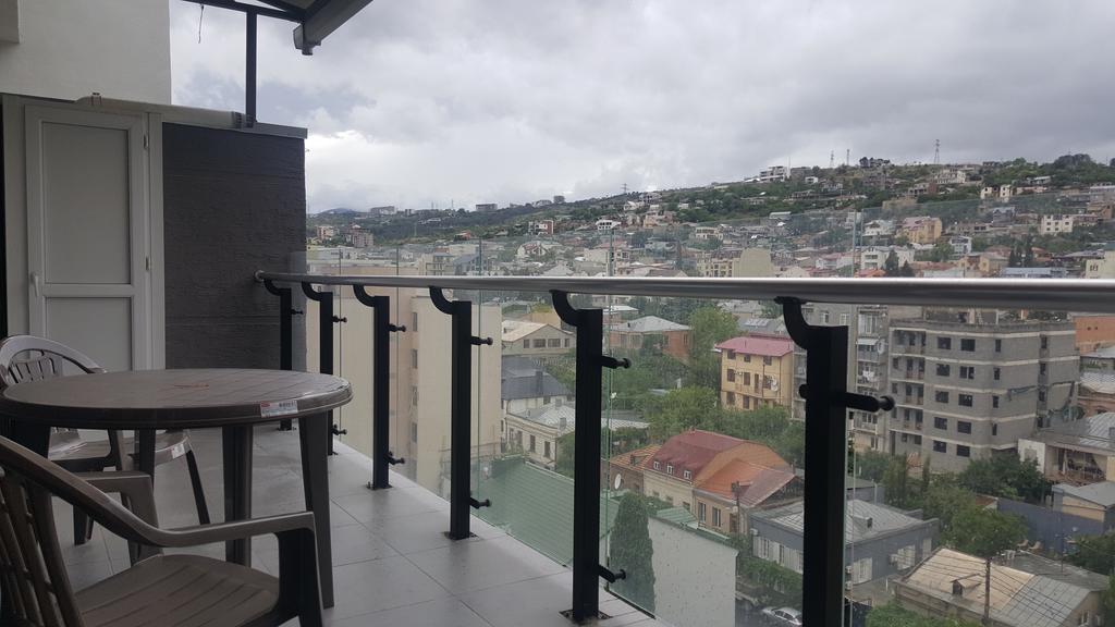 Ramp Apartment Tbilisi Bagian luar foto